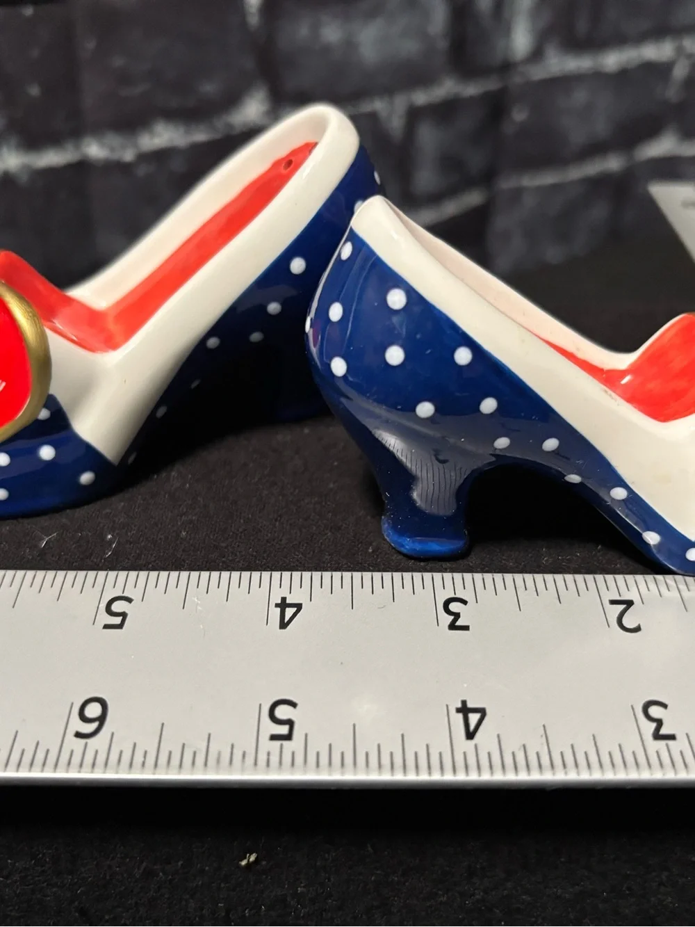 I Love Lucy Vintage High Heel Ceramic Salt & Pepper Set Vandor